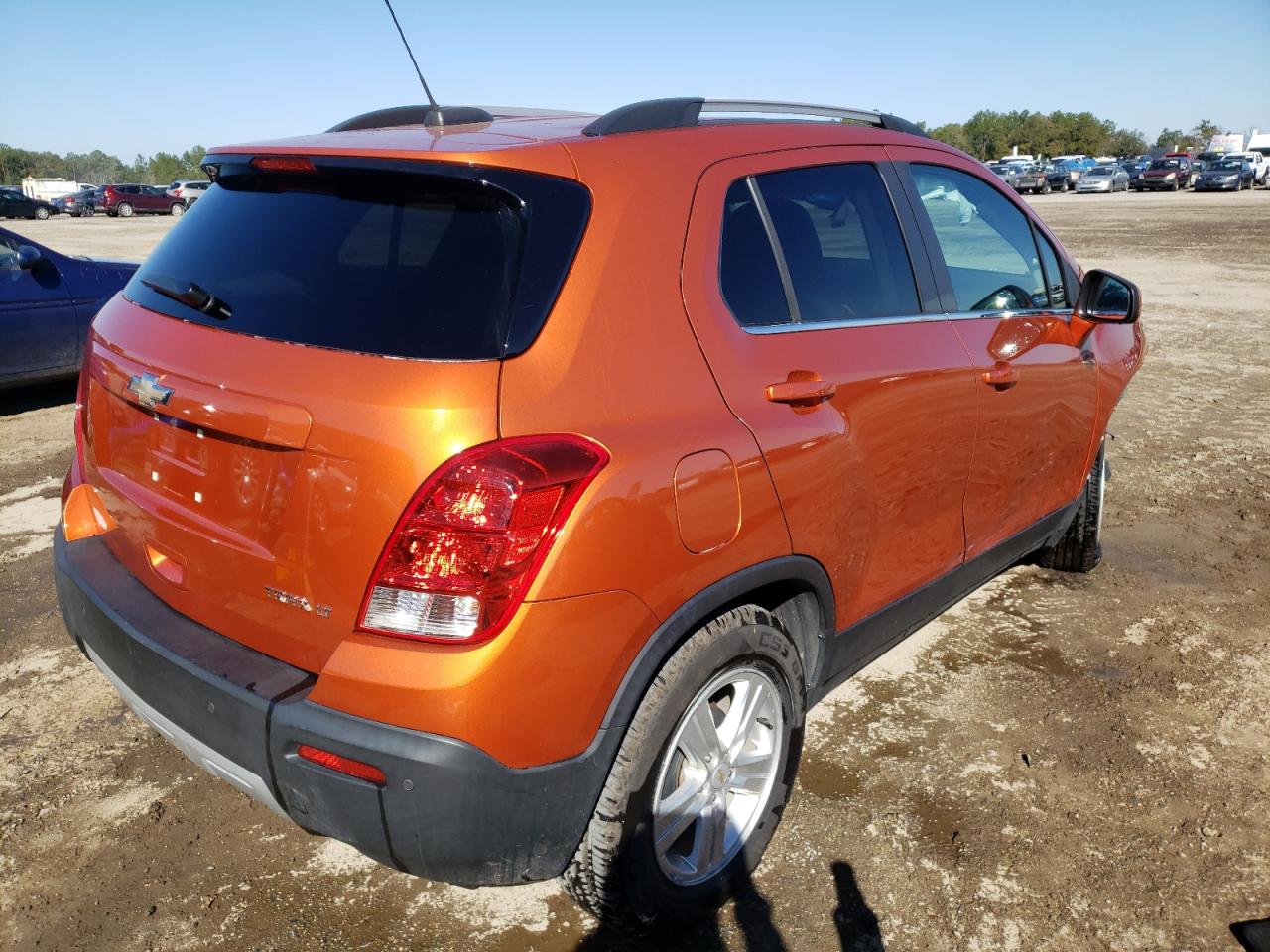 Photo 4 from auction – 2016 CHEVROLET TRAX 1LT with VIN KL7CJLSB9GB683225