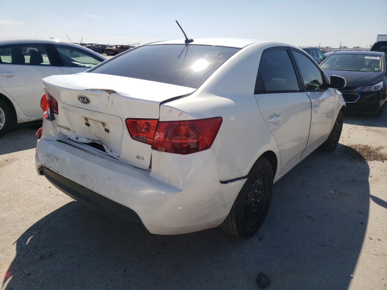 صورة رقم 4 من المزاد - 2011 KIA FORTE EX مع VIN KNAFU4A27B5458773
