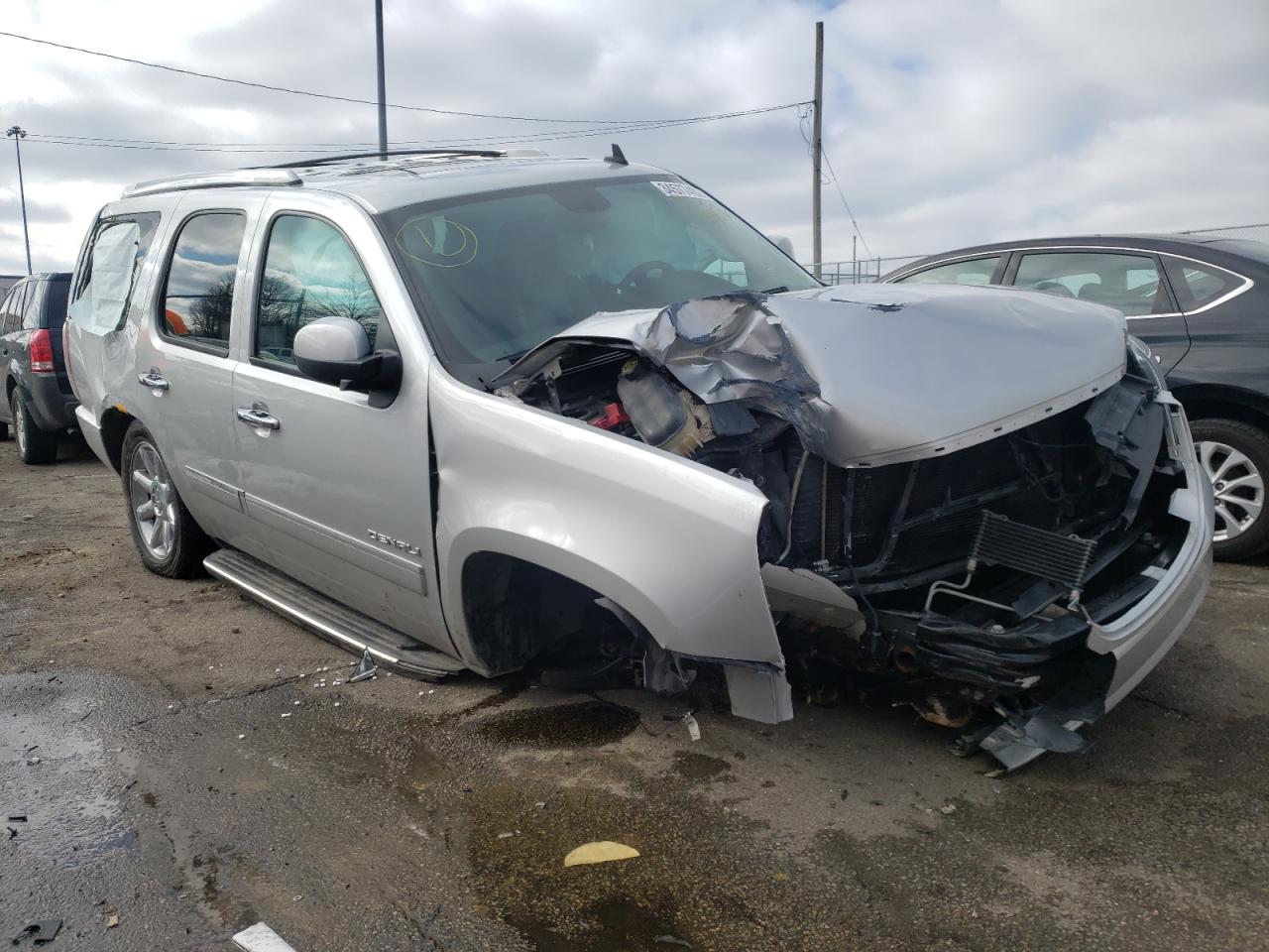 GMC YUKON DENA 2013 with VIN 1GKS2EEF9DR354909 - Photo from auction