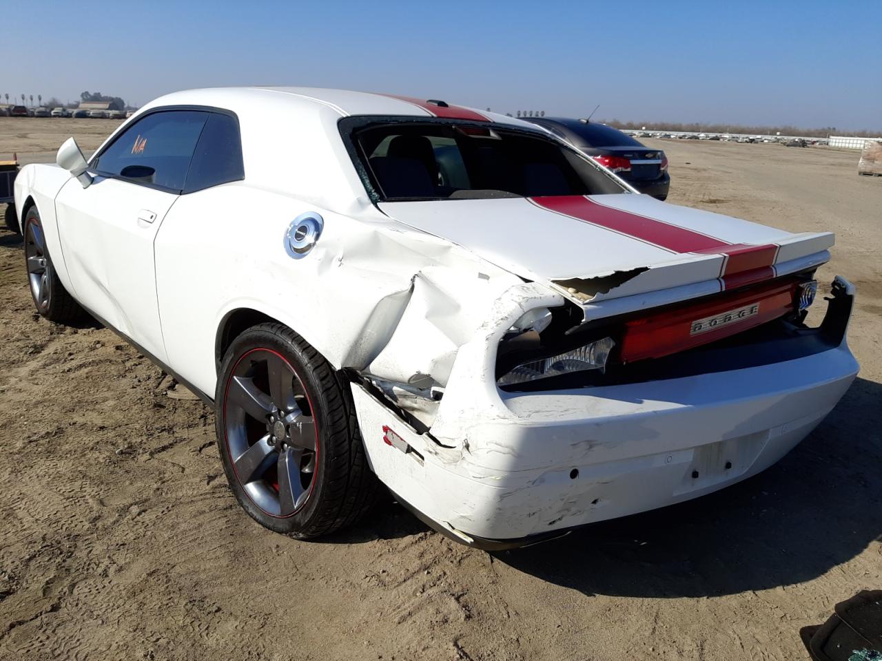 Photo 3 from auction – 2014 DODGE CHALLENGER with VIN 2C3CDYAG2EH299493