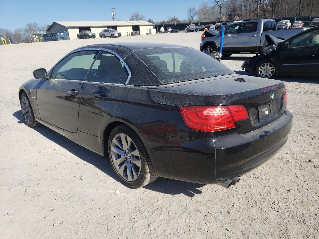 Photo 3 from auction – 2011 BMW 328 I with VIN WBADW3C52BE536380
