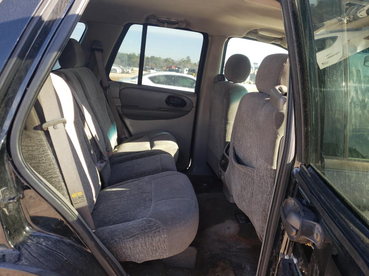 Photo 6 from auction – 2003 CHEVROLET TRAILBLAZE with VIN 1GNDT13S432274085