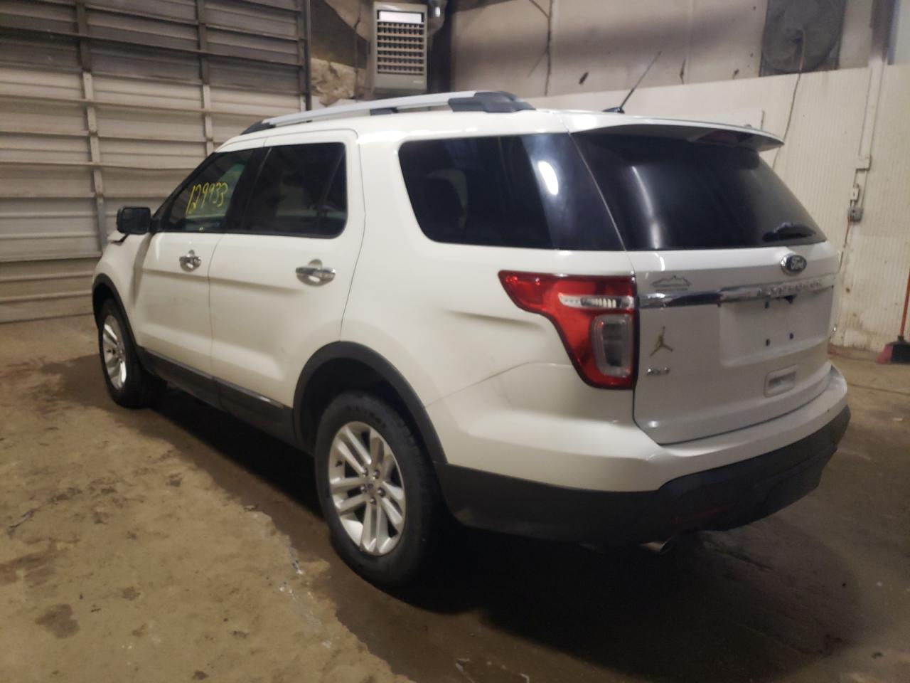 Photo 3 from auction – 2011 FORD EXPLORER X with VIN 1FMHK8D80BGA22646