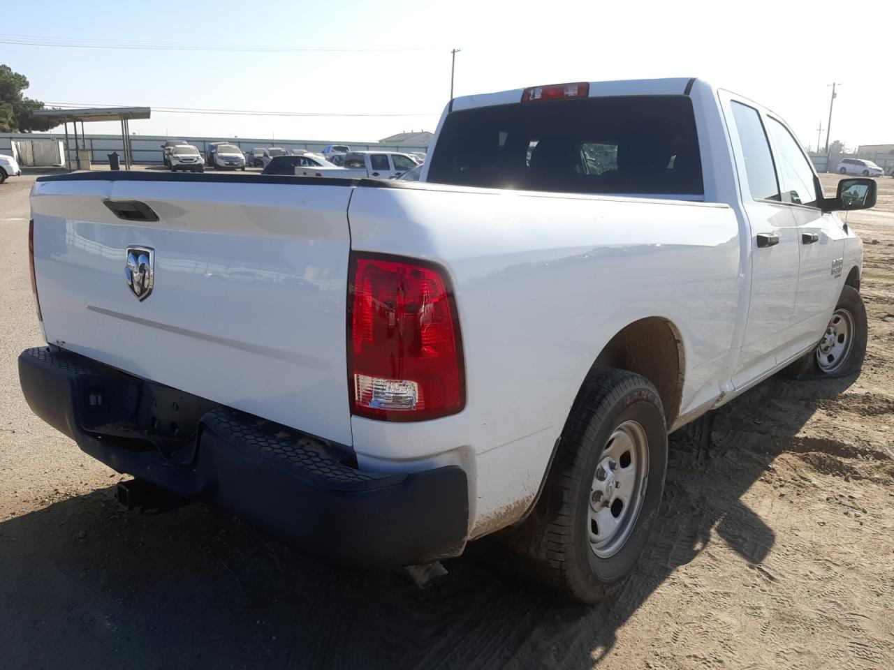 Photo 4 from auction – 2019 RAM 1500 CLASS with VIN 1C6RR6FG0KS526292