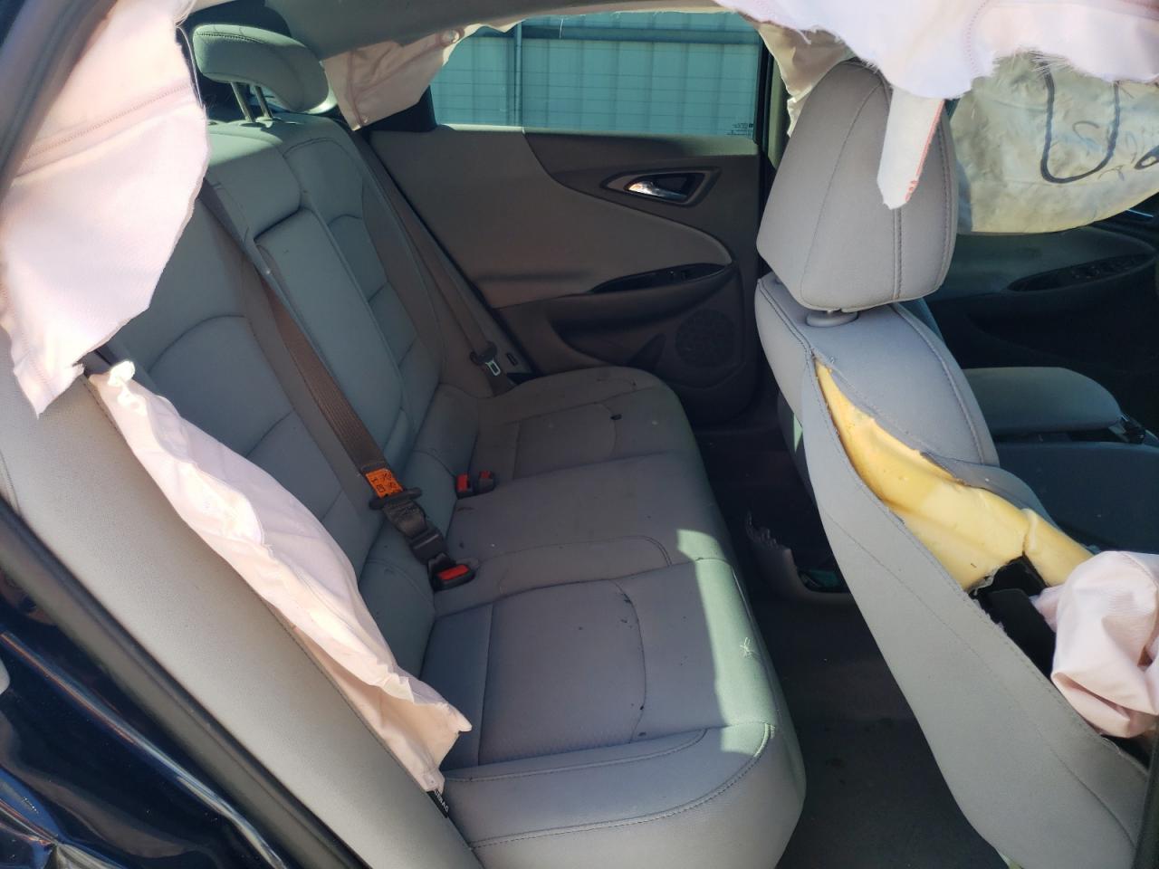 Photo 6 from auction – 2018 CHEVROLET MALIBU LS with VIN 1G1ZB5ST5JF205049