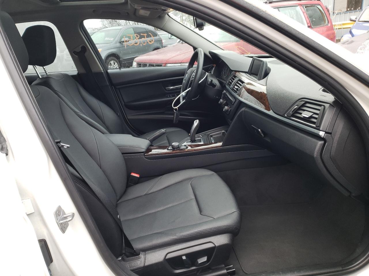 Photo 5 from auction – 2014 BMW 328 XI SUL with VIN WBA3B5G58ENS09161