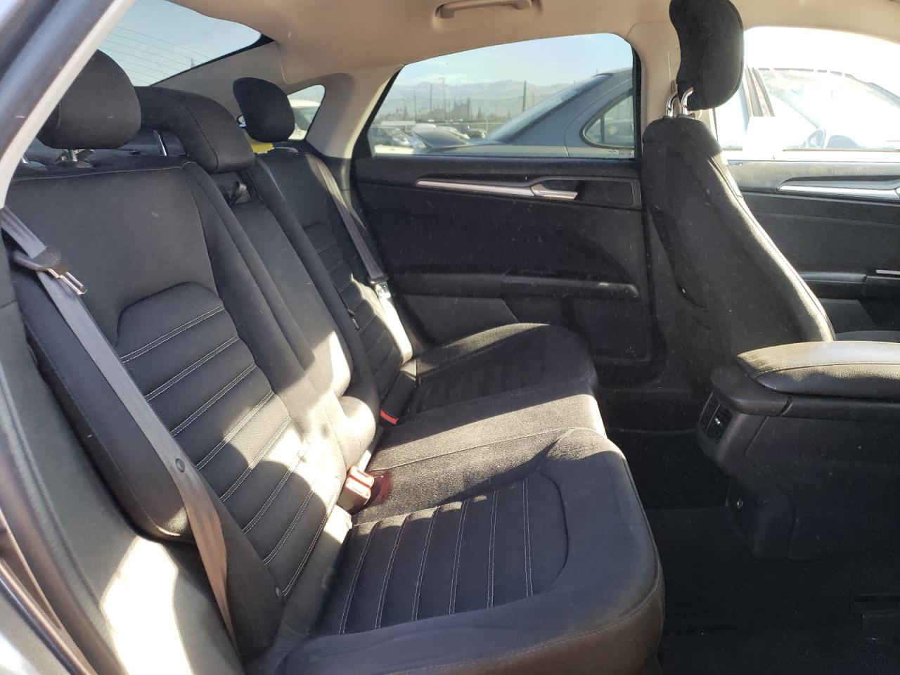 Photo 6 from auction – 2013 FORD FUSION SE with VIN 3FA6P0H71DR371641