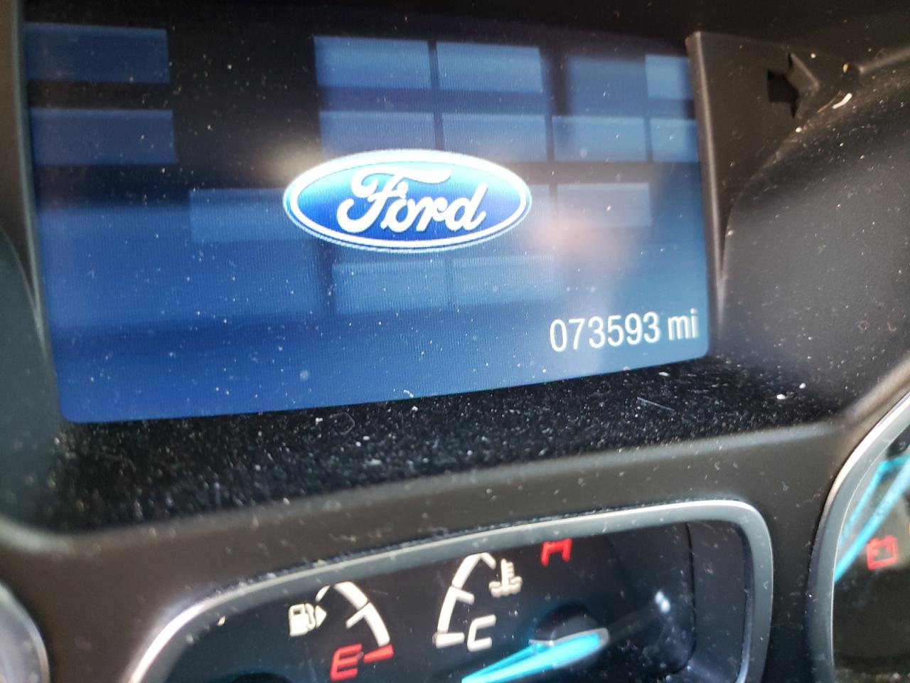 Photo 8 from auction – 2015 FORD ESCAPE SE with VIN 1FMCU0G7XFUA06387