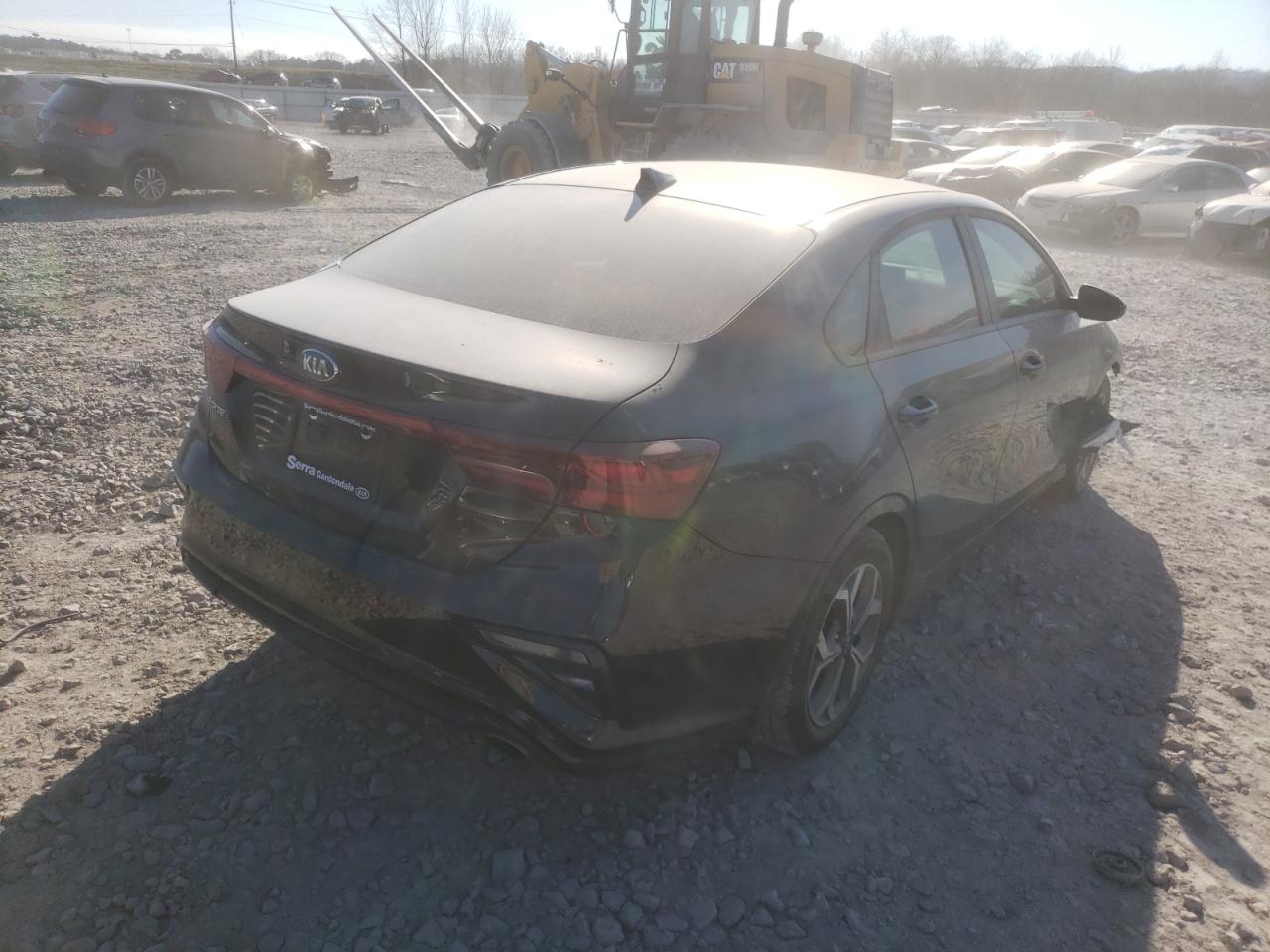 Photo 4 from auction – 2021 KIA FORTE FE with VIN 3KPF24AD9ME377128