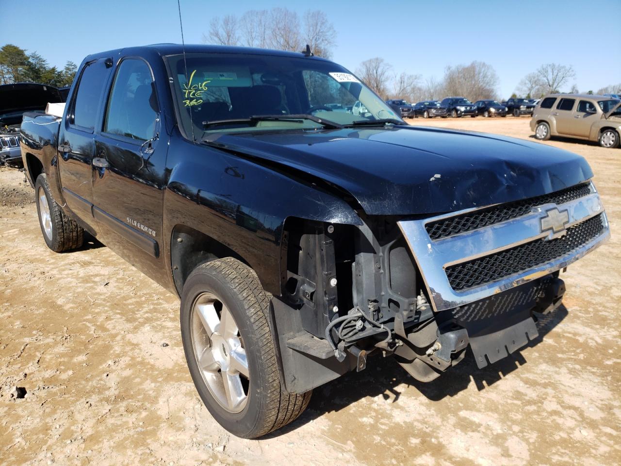 CHEVROLET SILVERADO 2011 with VIN 3GCPCREA0BG144626 - Photo from auction