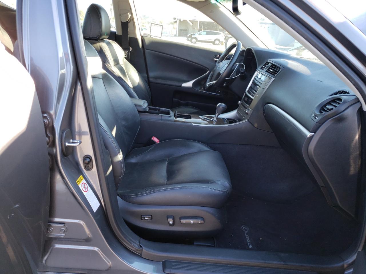 Photo 5 from auction – 2013 LEXUS IS 250 with VIN JTHBF5C24D5185369