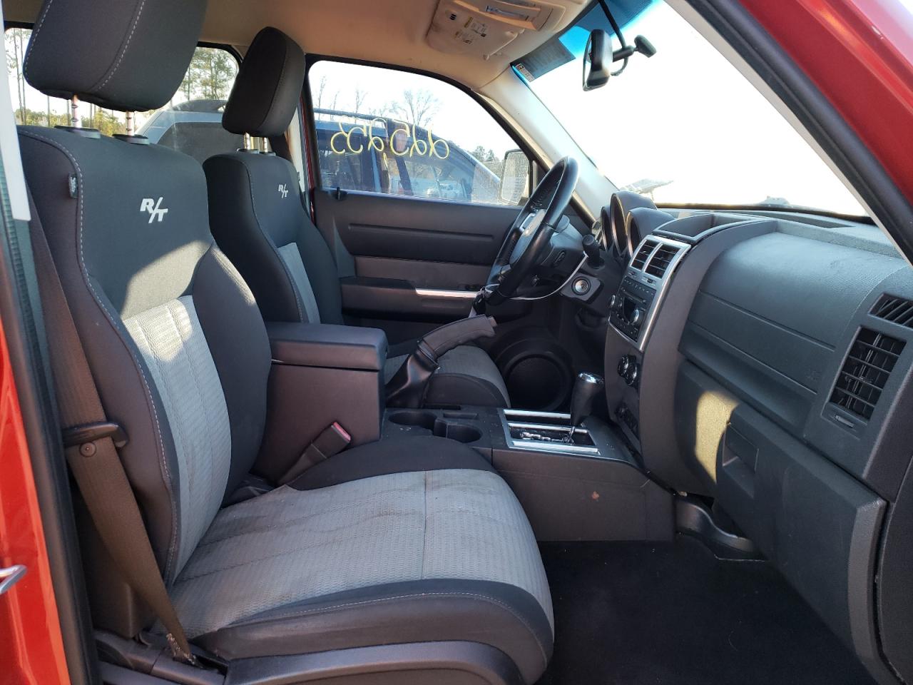 Photo 5 from auction – 2007 DODGE NITRO R/T with VIN 1D8GT58697W688603