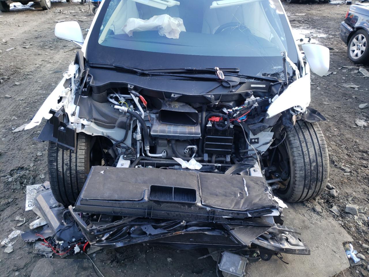 Photo 9 from auction – 2018 TESLA MODEL X with VIN 5YJXCBE2XJF137302