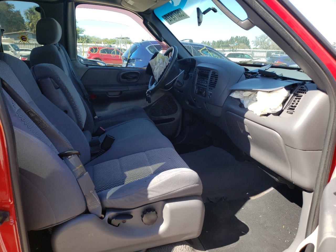 Foto 5 de la subasta – 2003 FORD F150 con VIN 1FTRX07W33KD87083