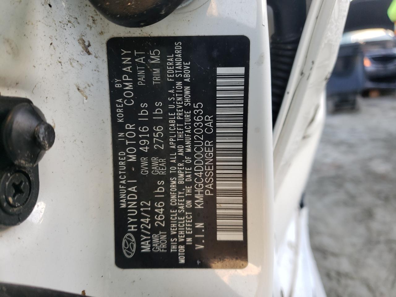 Photo 10 from auction – 2012 HYUNDAI GENESIS 3. with VIN KMHGC4DD0CU203635