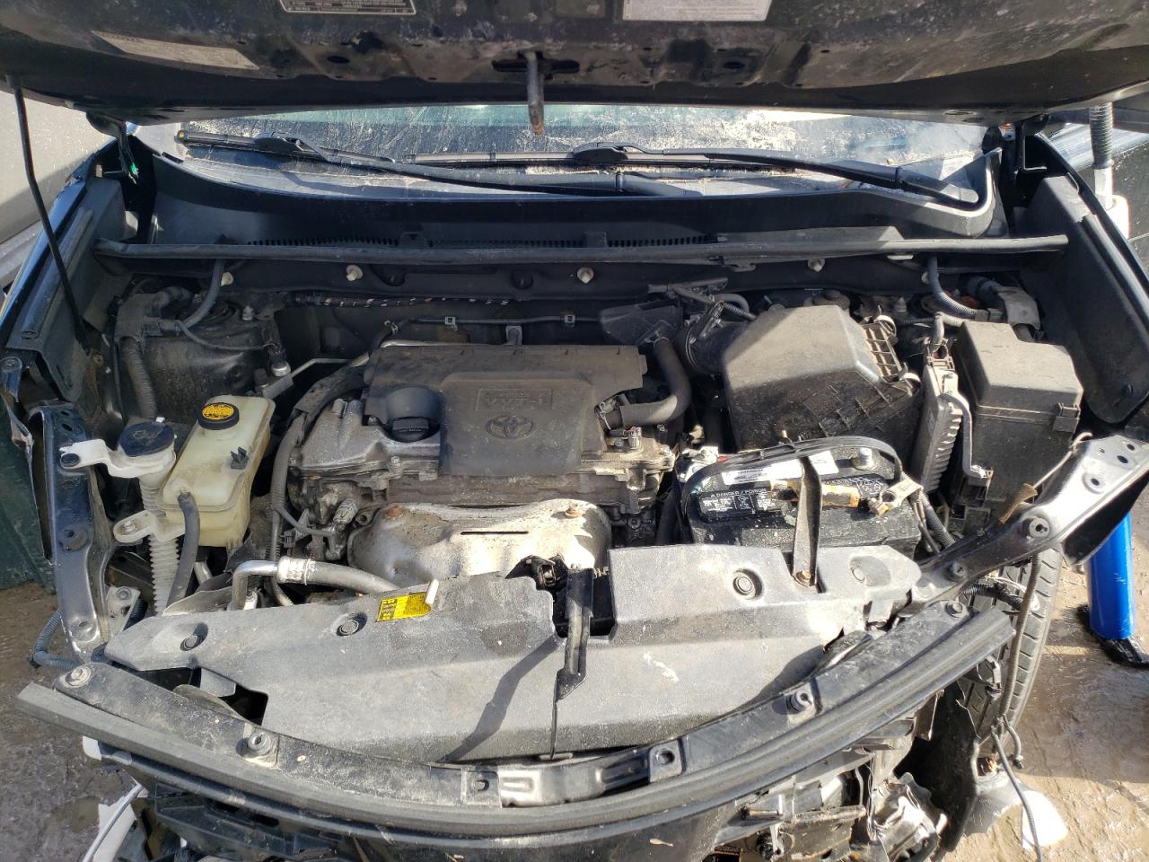 Photo 7 from auction – 2013 TOYOTA RAV4 LE with VIN 2T3BFREV6DW032310