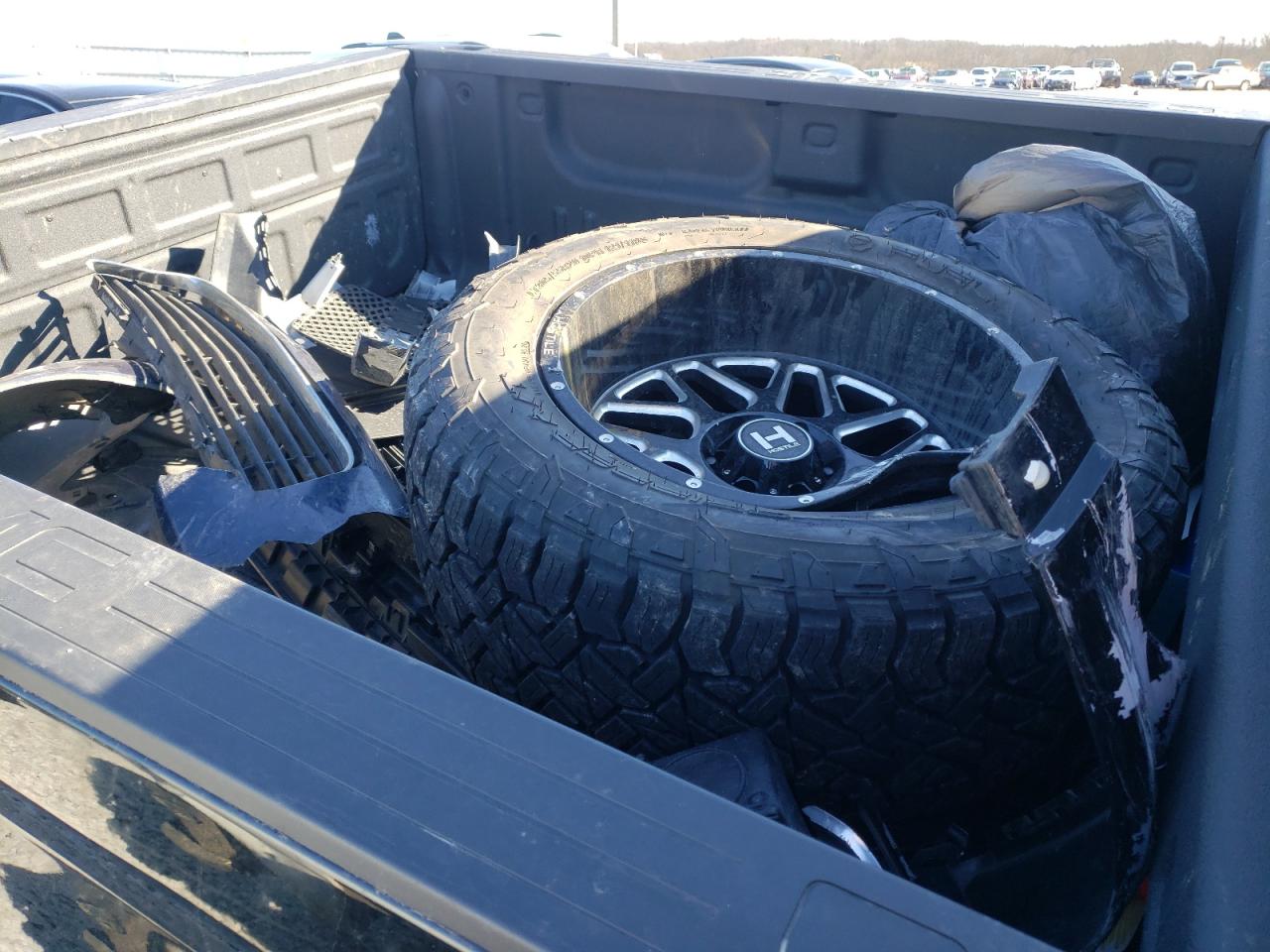 Photo 9 from auction – 2016 GMC SIERRA K15 with VIN 3GTU2PEC8GG132713