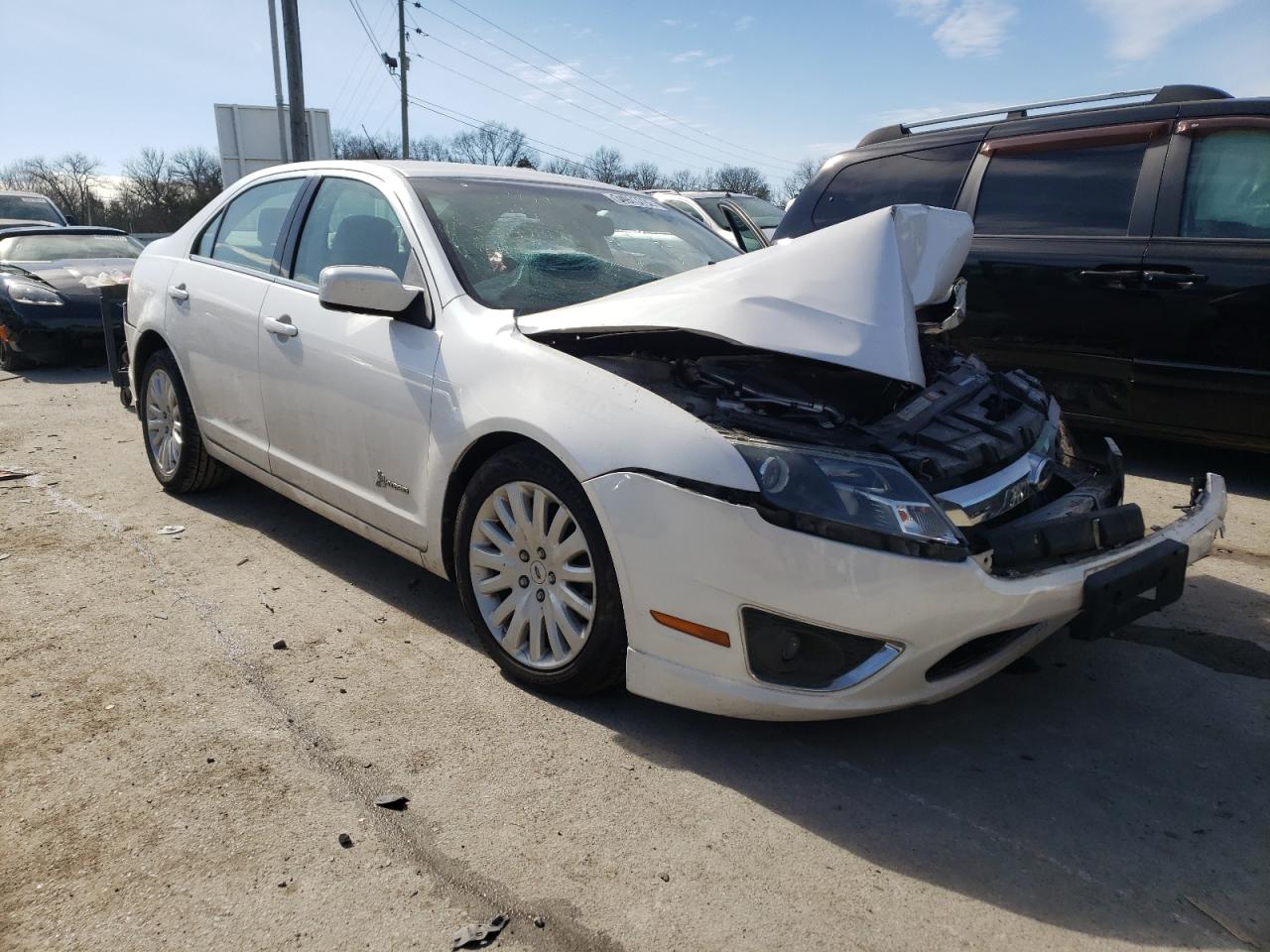 FORD FUSION HYB 2011 with VIN 3FADP0L36BR124088 - Photo from auction
