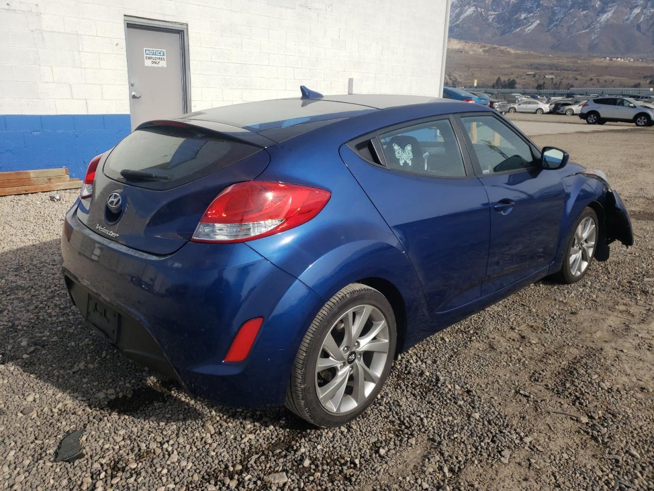 Фото 4 с аукциона – 2016 HYUNDAI VELOSTER с VIN KMHTC6AD7GU289059