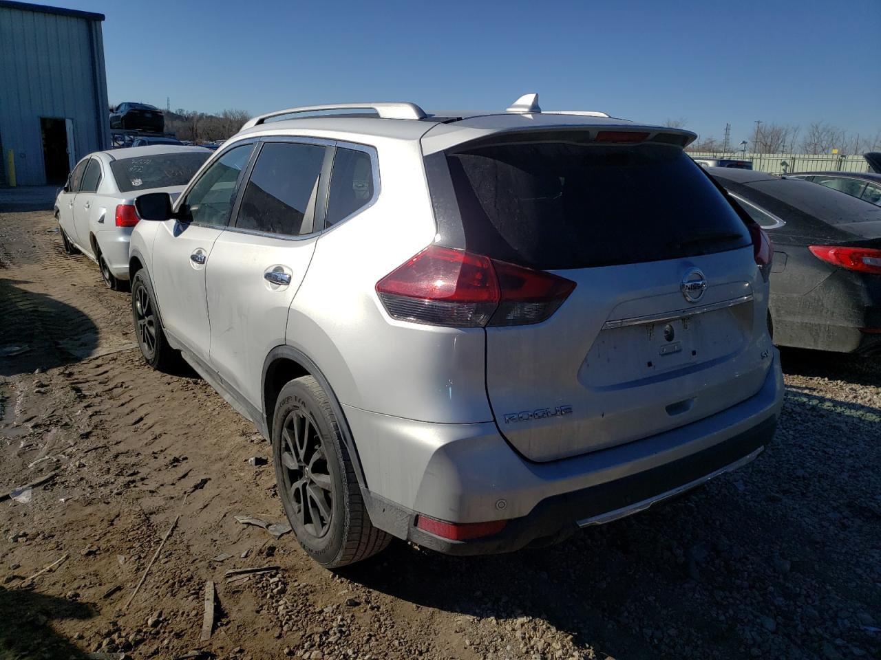 Photo 3 from auction – 2019 NISSAN ROGUE S with VIN 5N1AT2MT4KC702086