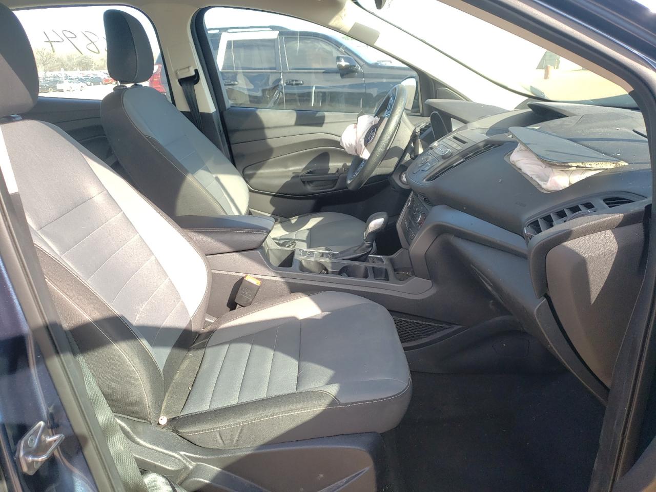 Photo 5 from auction – 2018 FORD ESCAPE S with VIN 1FMCU0F78JUB67766