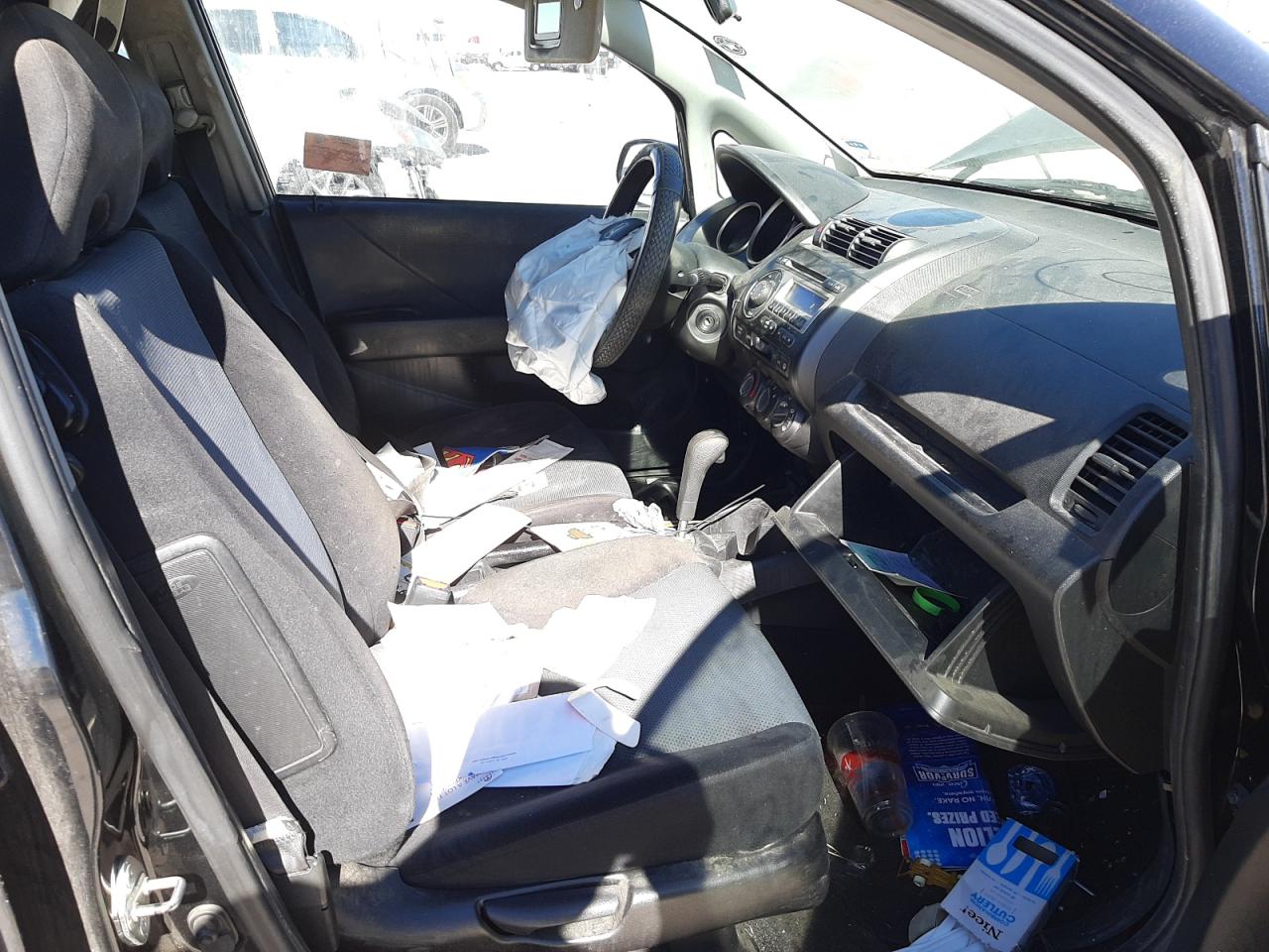 Photo 5 from auction – 2007 HONDA FIT with VIN JHMGD38447S068147
