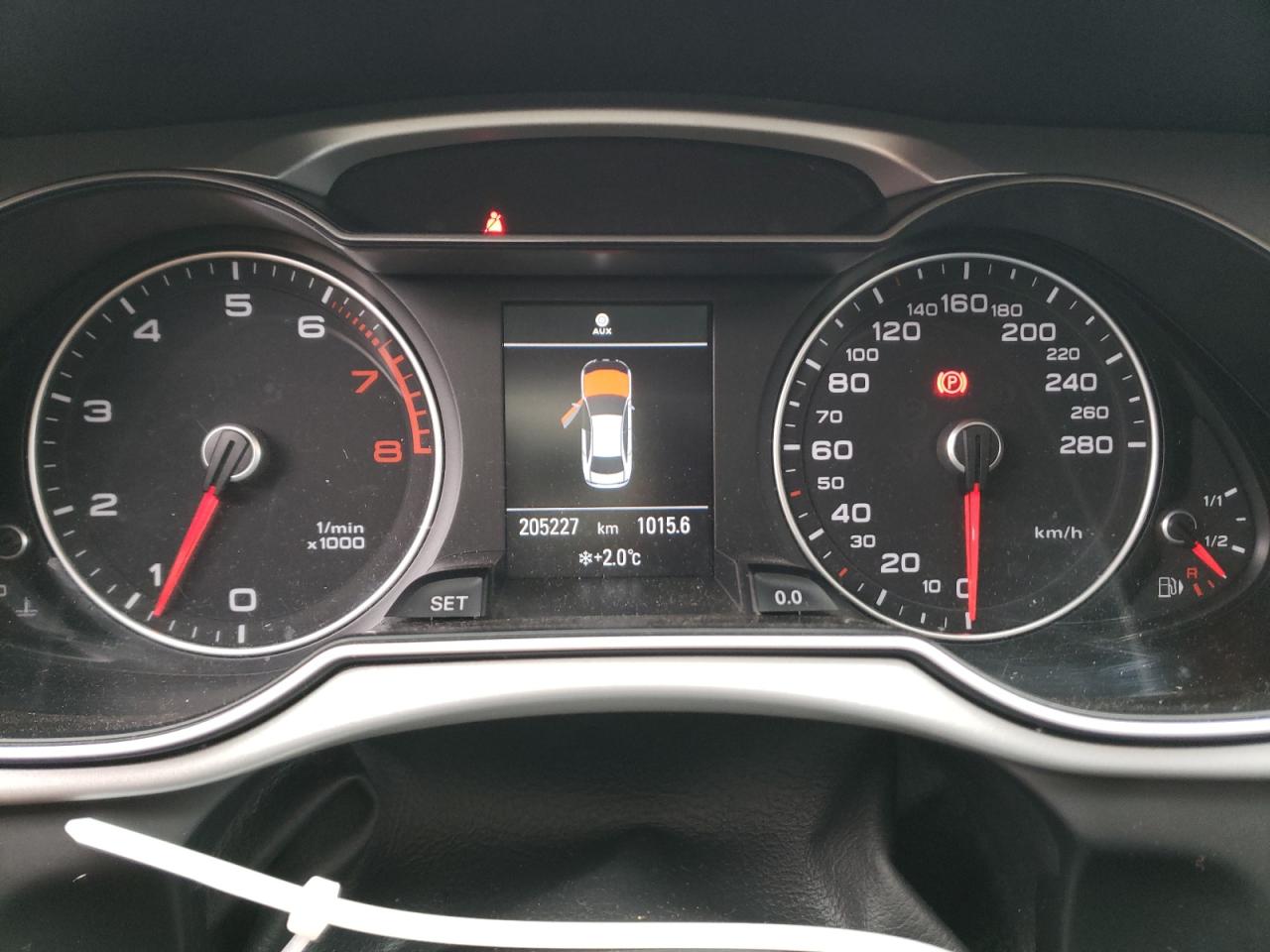 Photo 8 from auction – 2016 AUDI A4 PROGRES with VIN WAUHFCFL1GA009134