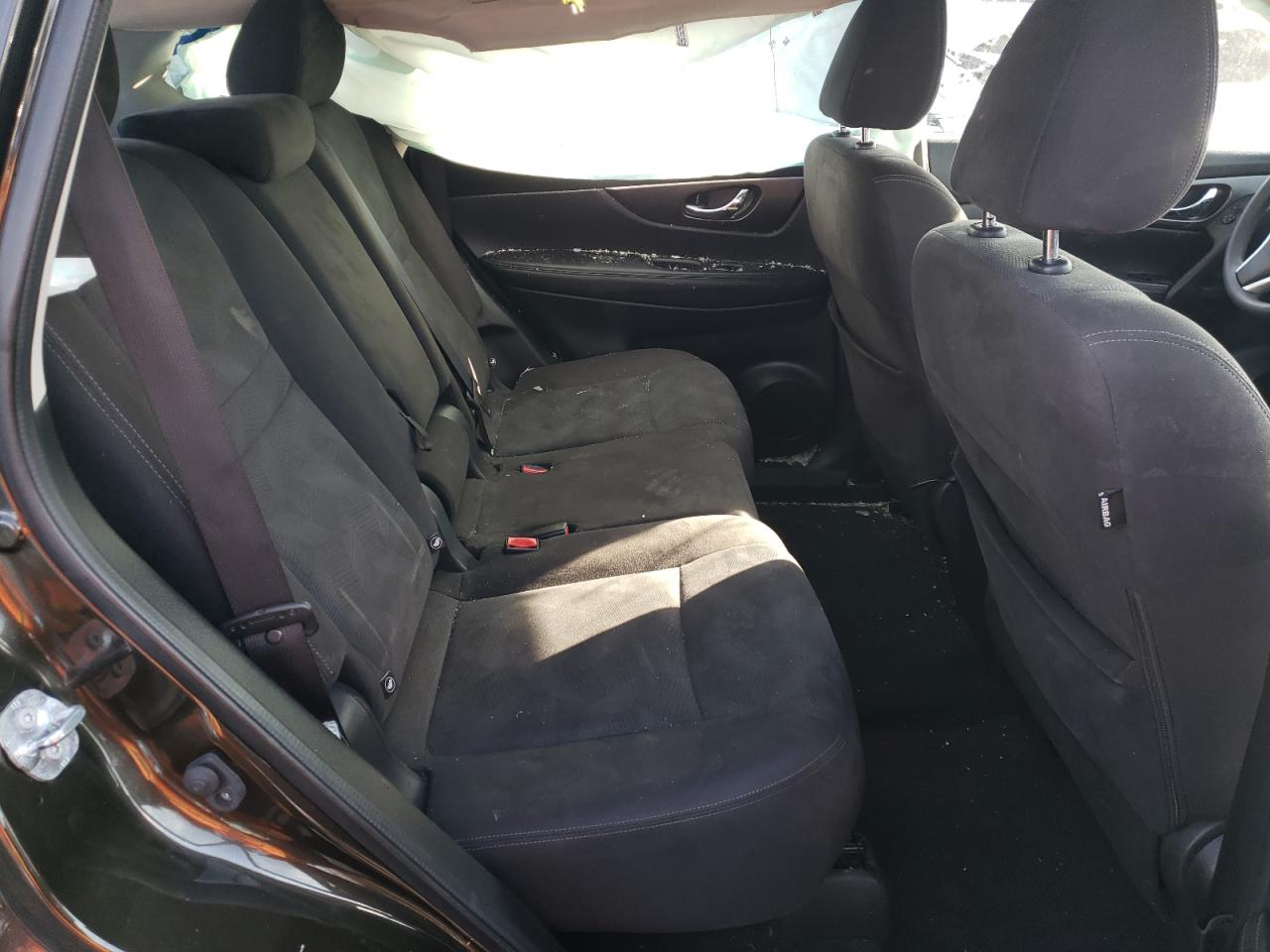 Photo 6 from auction – 2015 NISSAN ROGUE S with VIN KNMAT2MV3FP536633