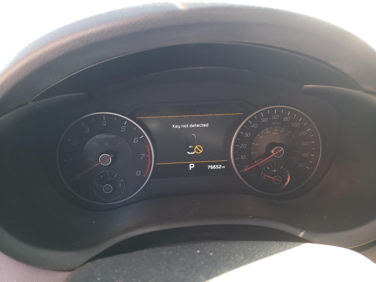 Photo 8 from auction – 2019 KIA STINGER GT with VIN KNAE55LC3K6061348