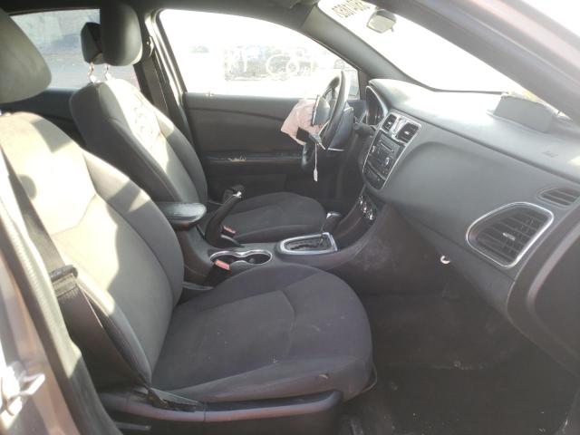 Photo 5 from auction – 2014 CHRYSLER 200 LX with VIN 1C3CCBABXEN125019