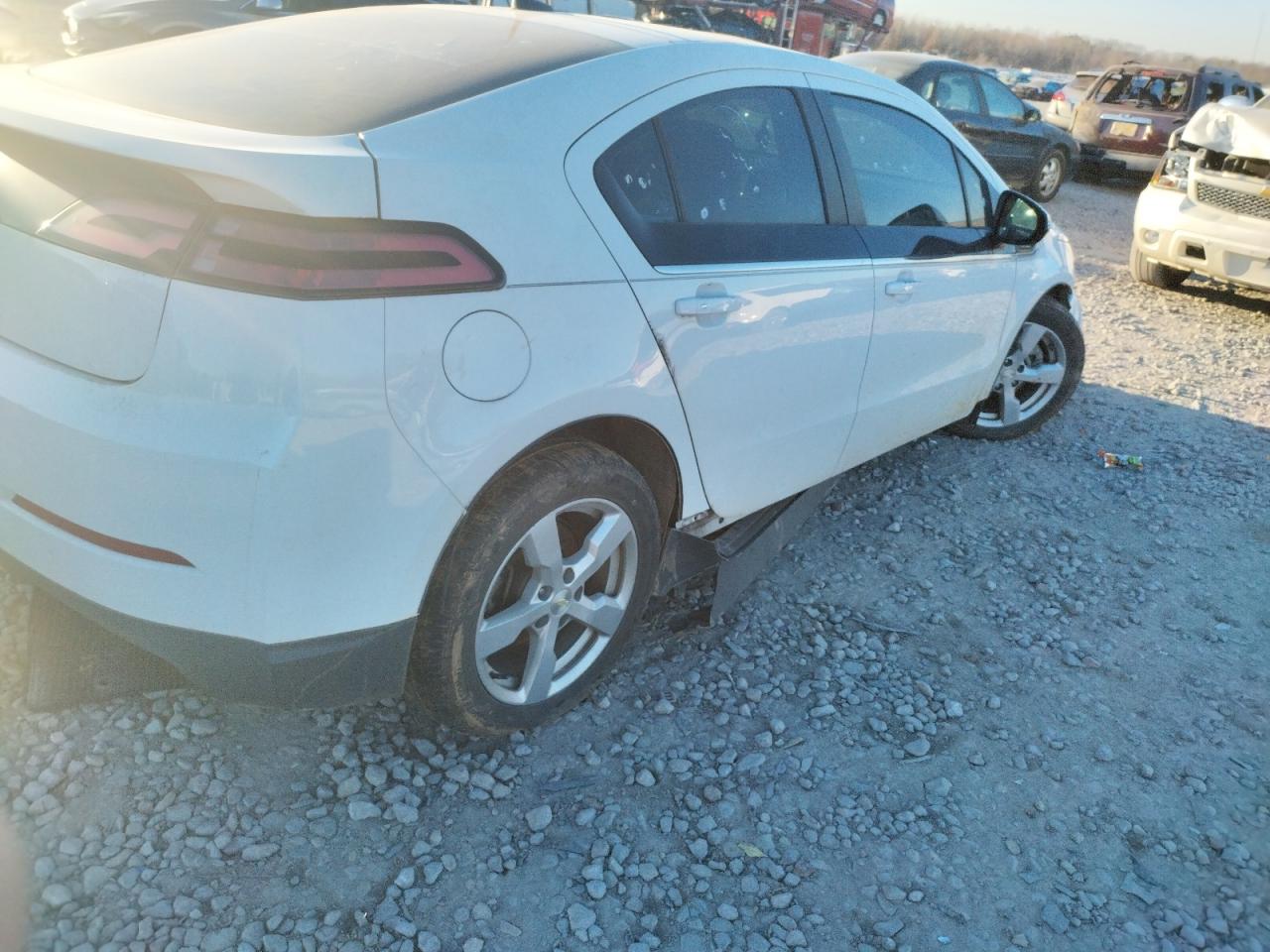 Фото 4 с аукциона – 2014 CHEVROLET VOLT с VIN 1G1RA6E41EU163977