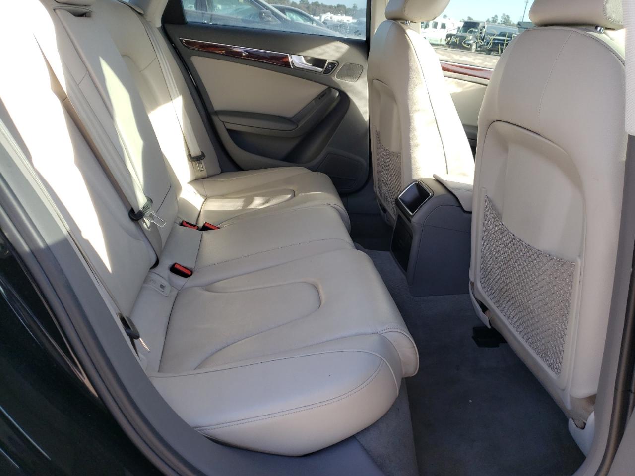 Foto 6 de la subasta – 2011 AUDI A4 PREMIUM con VIN WAUAFAFL3BN027044
