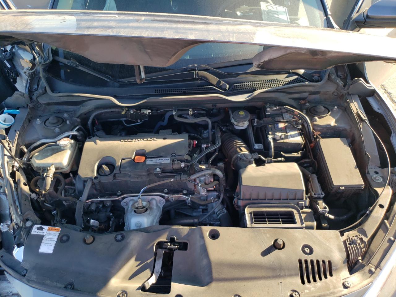 Photo 7 from auction – 2016 HONDA CIVIC LX with VIN 19XFC2F54GE211591