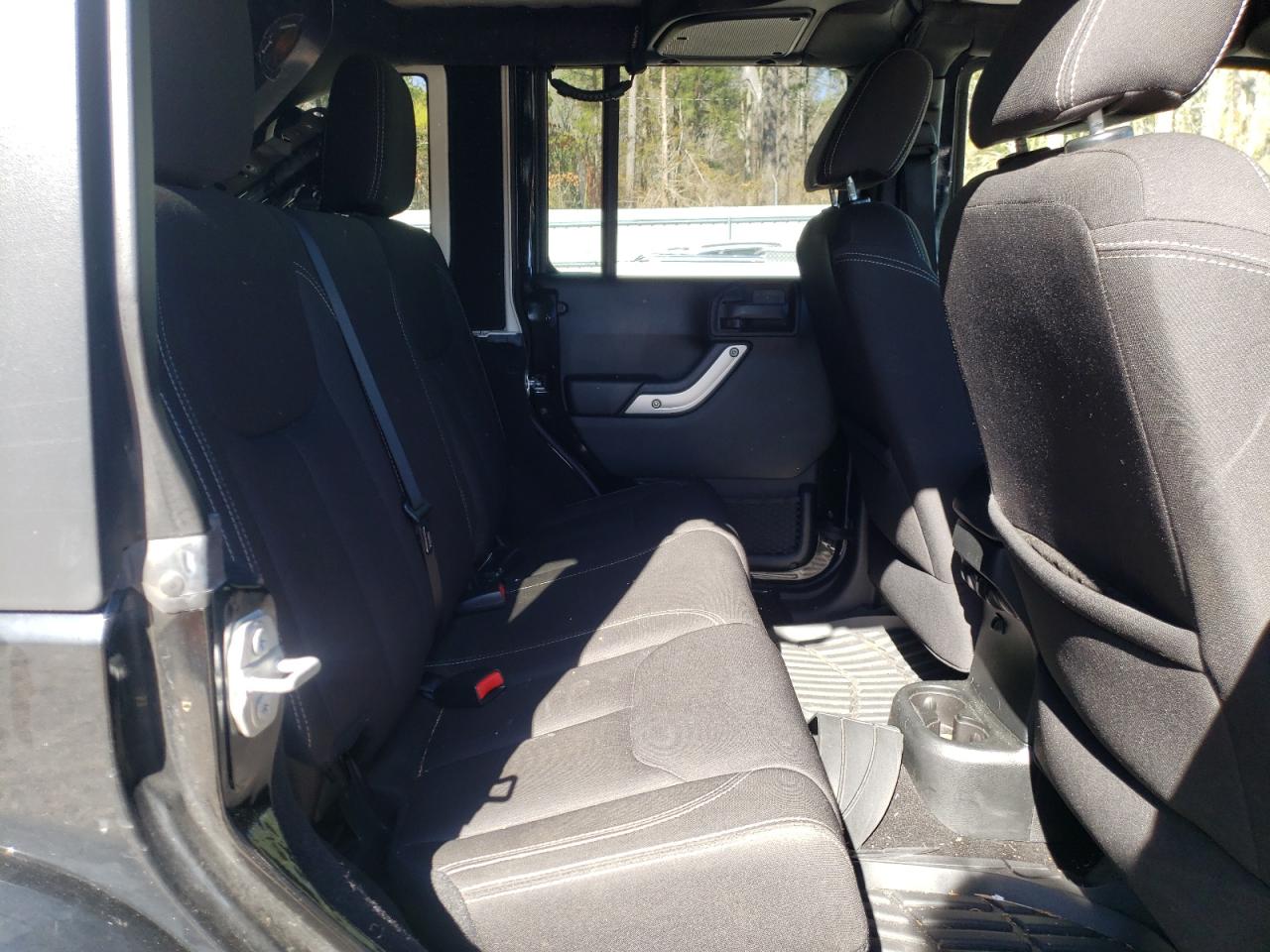 Photo 6 from auction – 2016 JEEP WRANGLER U with VIN 1C4BJWEGXGL279402