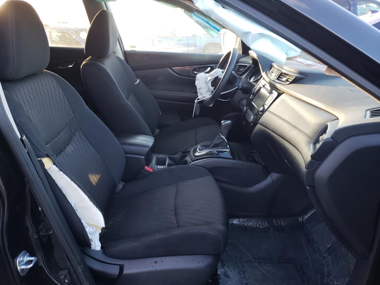 Photo 5 from auction – 2018 NISSAN ROGUE S with VIN 5N1AT2MV3JC765101