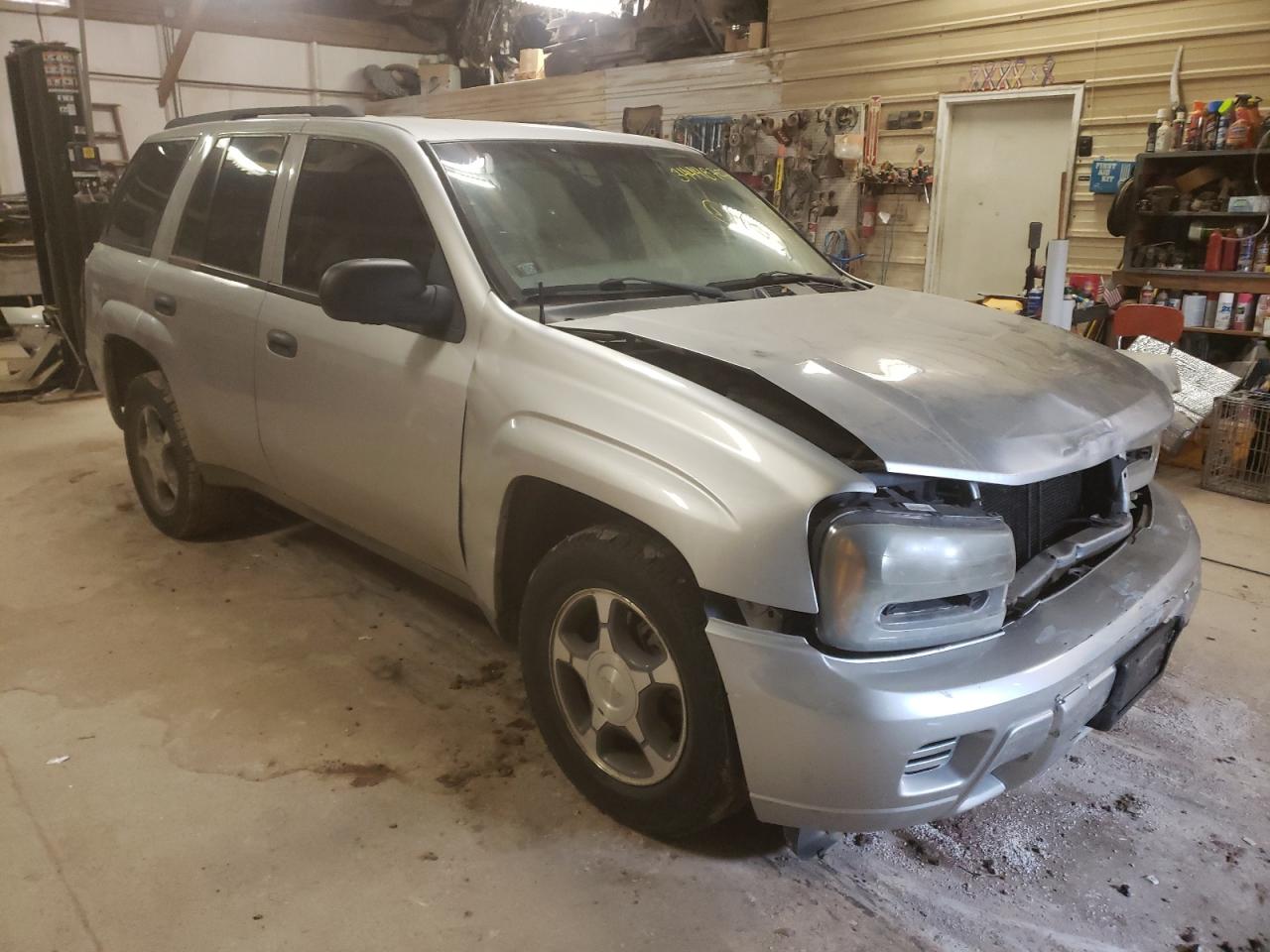 CHEVROLET TRAILBLAZE 2008 with VIN 1GNET13M882252569 - Photo from auction
