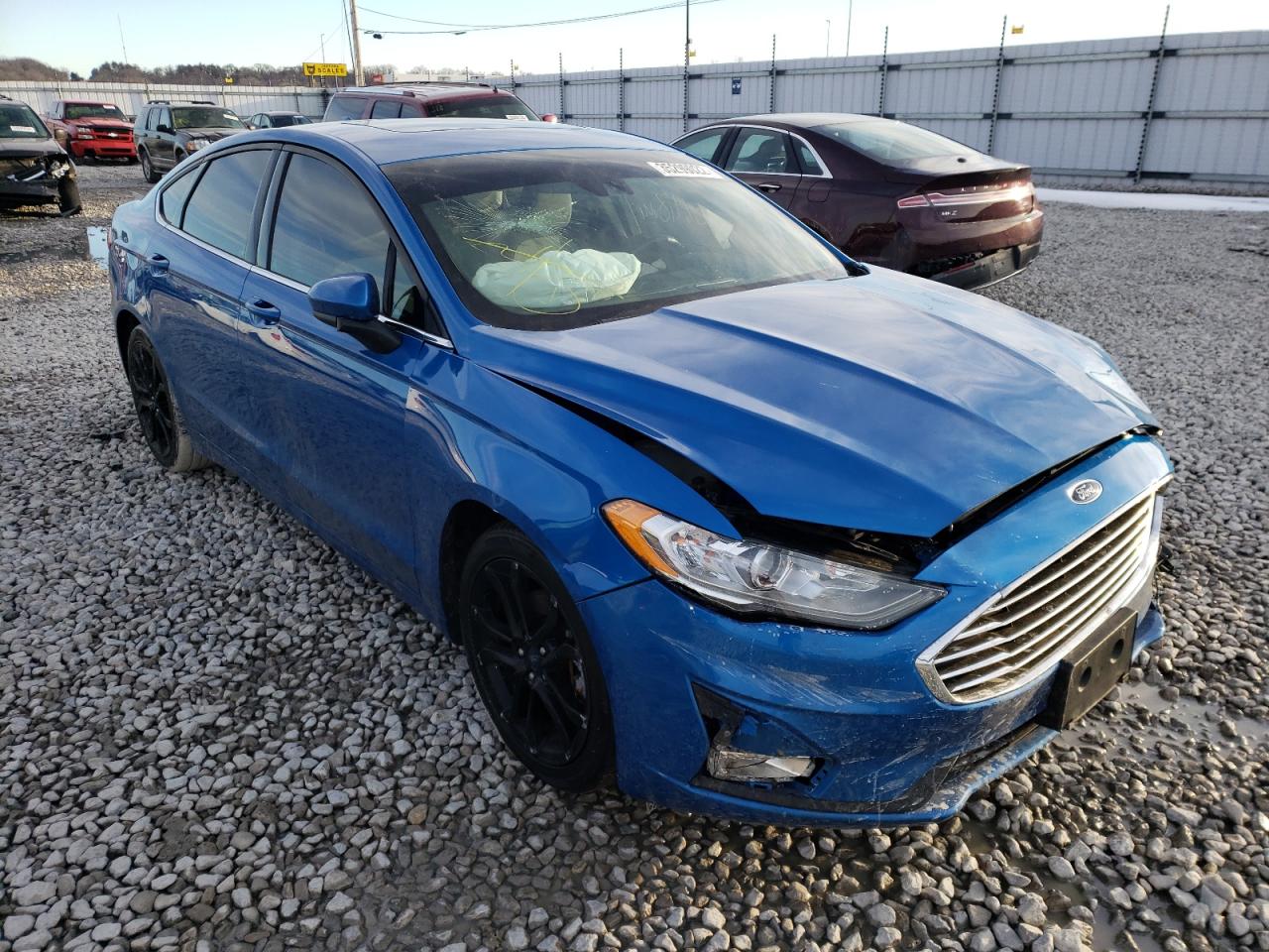 FORD FUSION SE 2019 with VIN 3FA6P0HDXKR129255 - Photo from auction