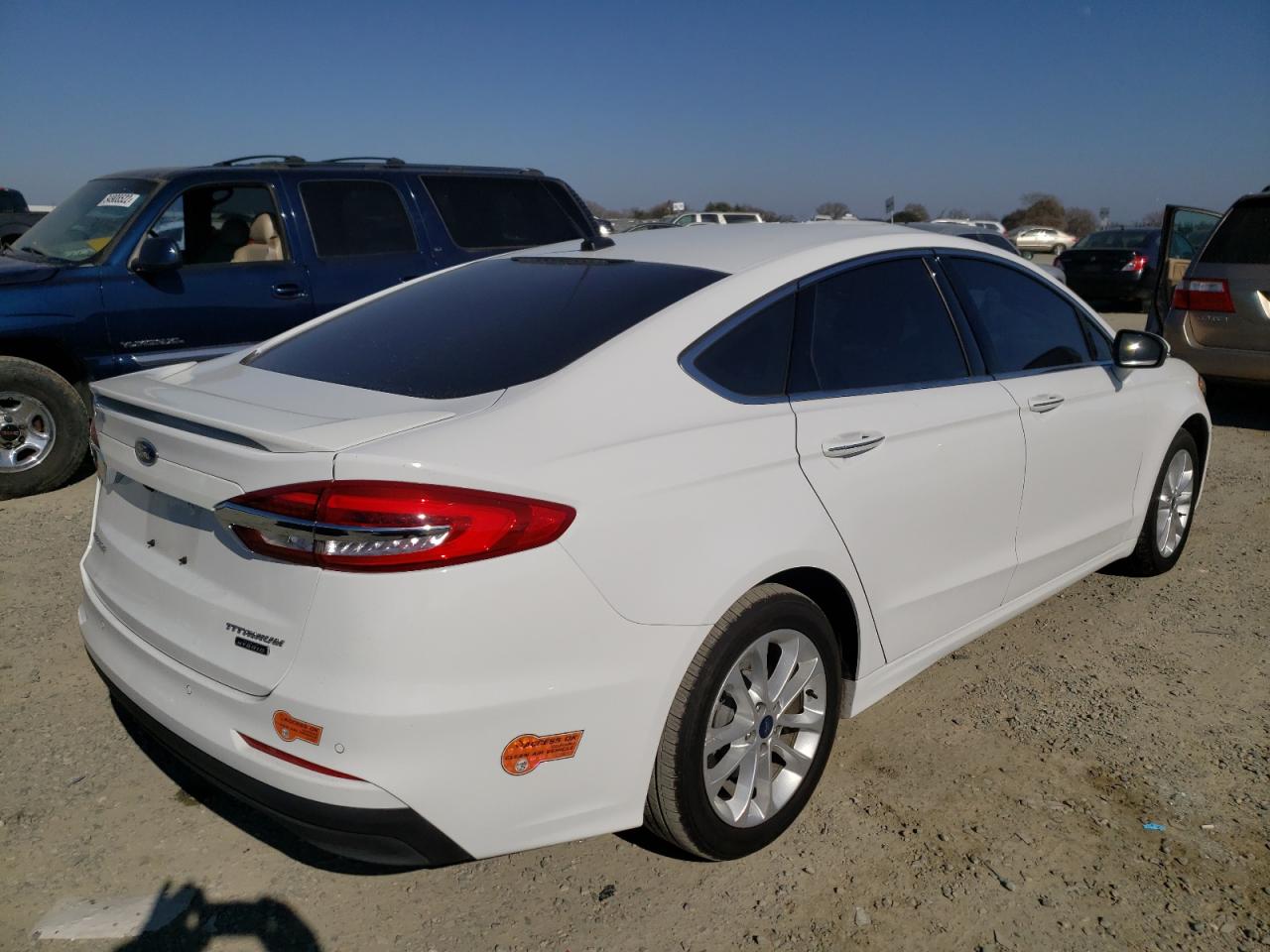 Photo 4 from auction – 2020 FORD FUSION TIT with VIN 3FA6P0SUXLR255271