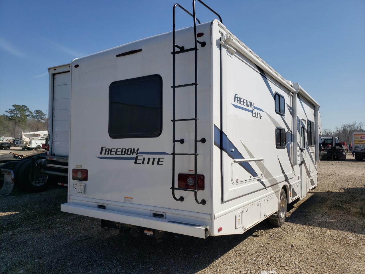 Photo 4 from auction – 2021 FORD ECONOLINE with VIN 1FDXE4FN2MDC41594
