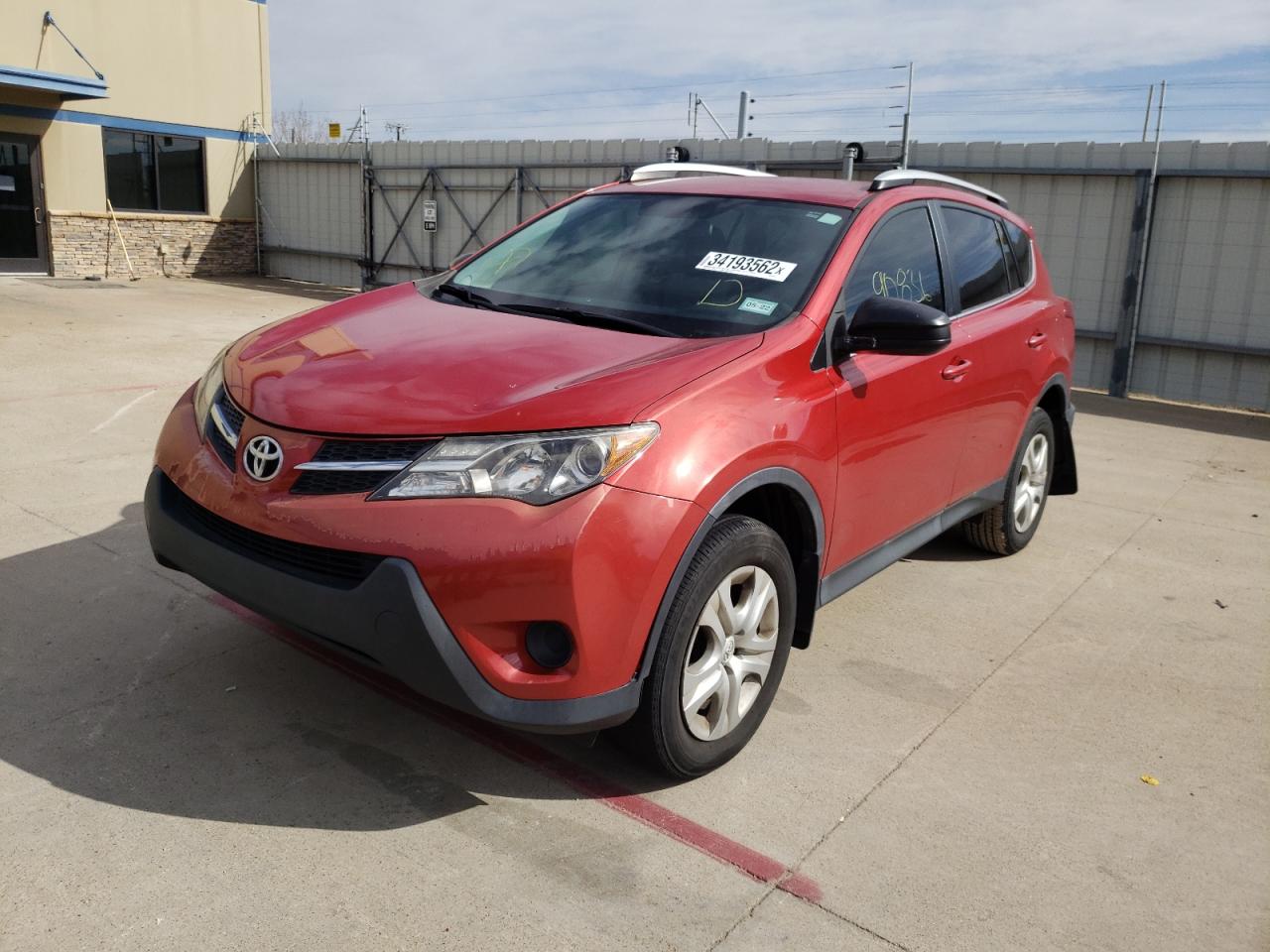 Photo 2 from auction – 2014 TOYOTA RAV4 LE with VIN 2T3ZFREV4EW092778