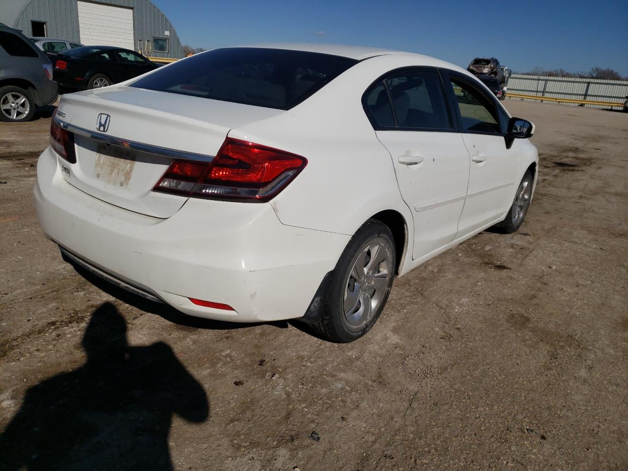 Photo 4 from auction – 2015 HONDA CIVIC LX with VIN 19XFB2F54FE105031
