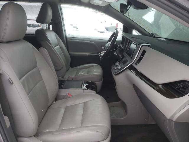 Photo 5 from auction – 2018 TOYOTA SIENNA XLE with VIN 5TDDZ3DCXJS202890