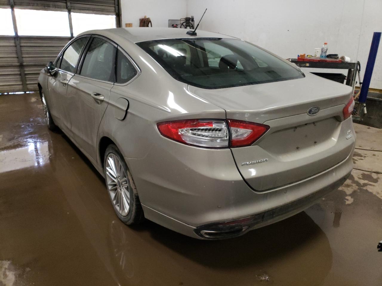 Photo 3 from auction – 2015 FORD FUSION SE with VIN 3FA6P0H90FR112465