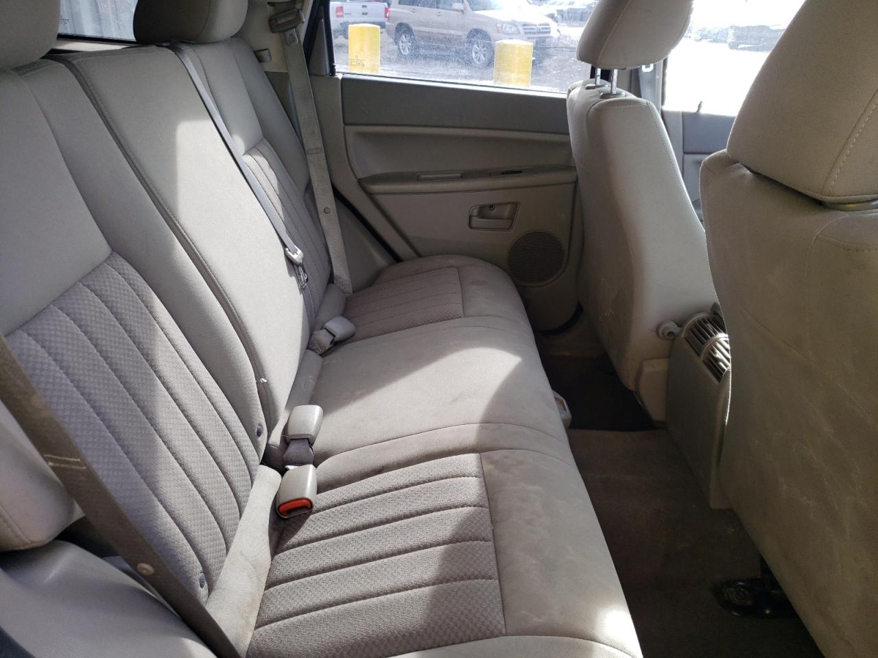 Photo 6 from auction – 2005 JEEP GRAND CHER with VIN 1J4GR48K75C578761