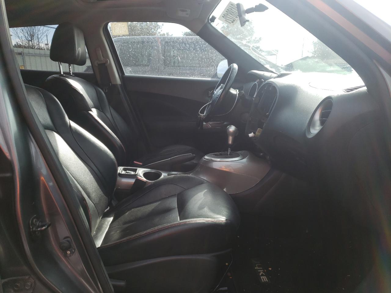 Photo 5 from auction – 2011 NISSAN JUKE S with VIN JN8AF5MV8BT013199