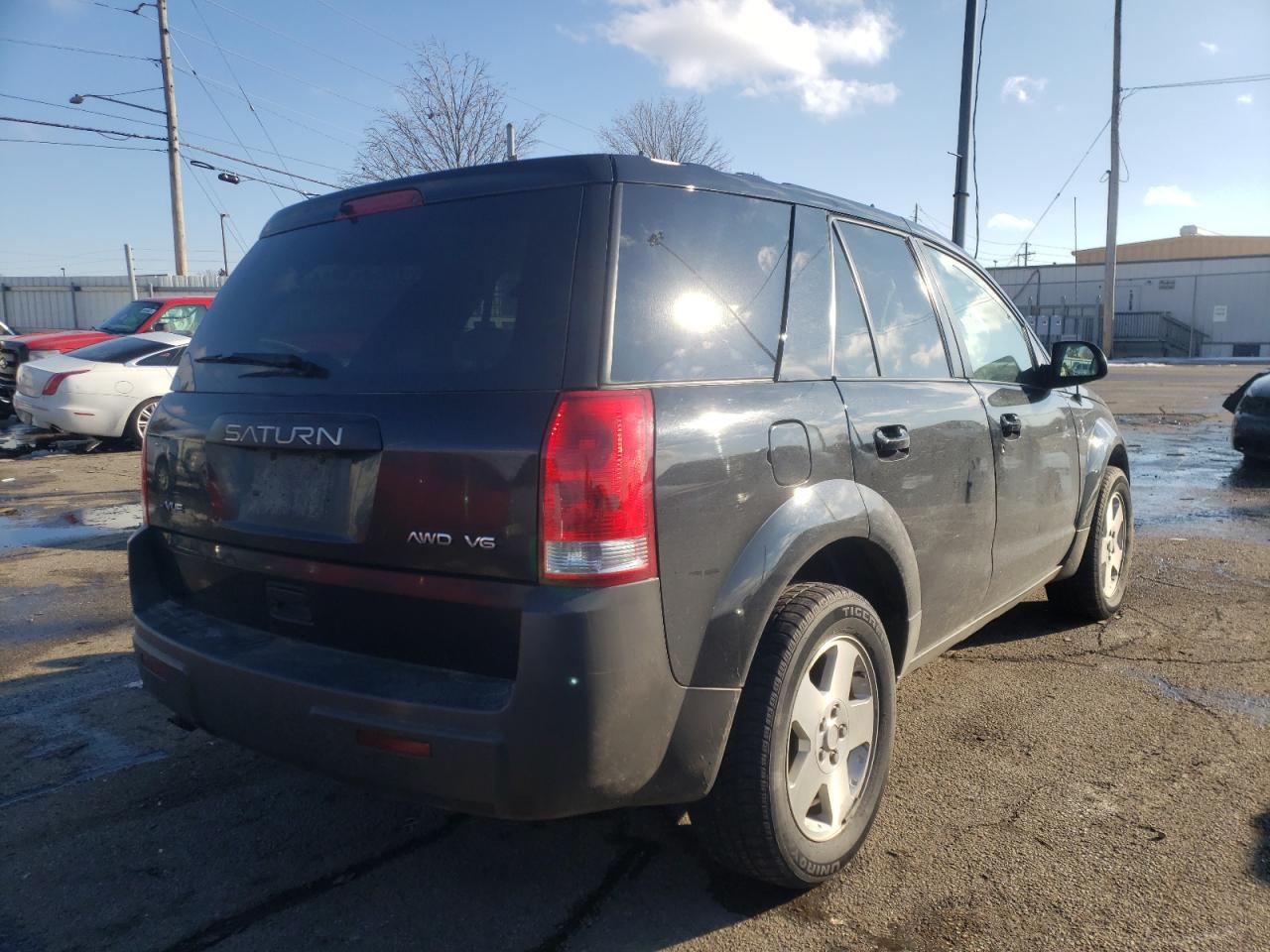 Photo 4 from auction – 2004 SATURN VUE with VIN 5GZCZ63474S823196