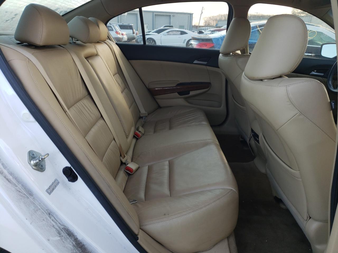 Photo 6 from auction – 2012 HONDA ACCORD EXL with VIN 1HGCP3F89CA027818