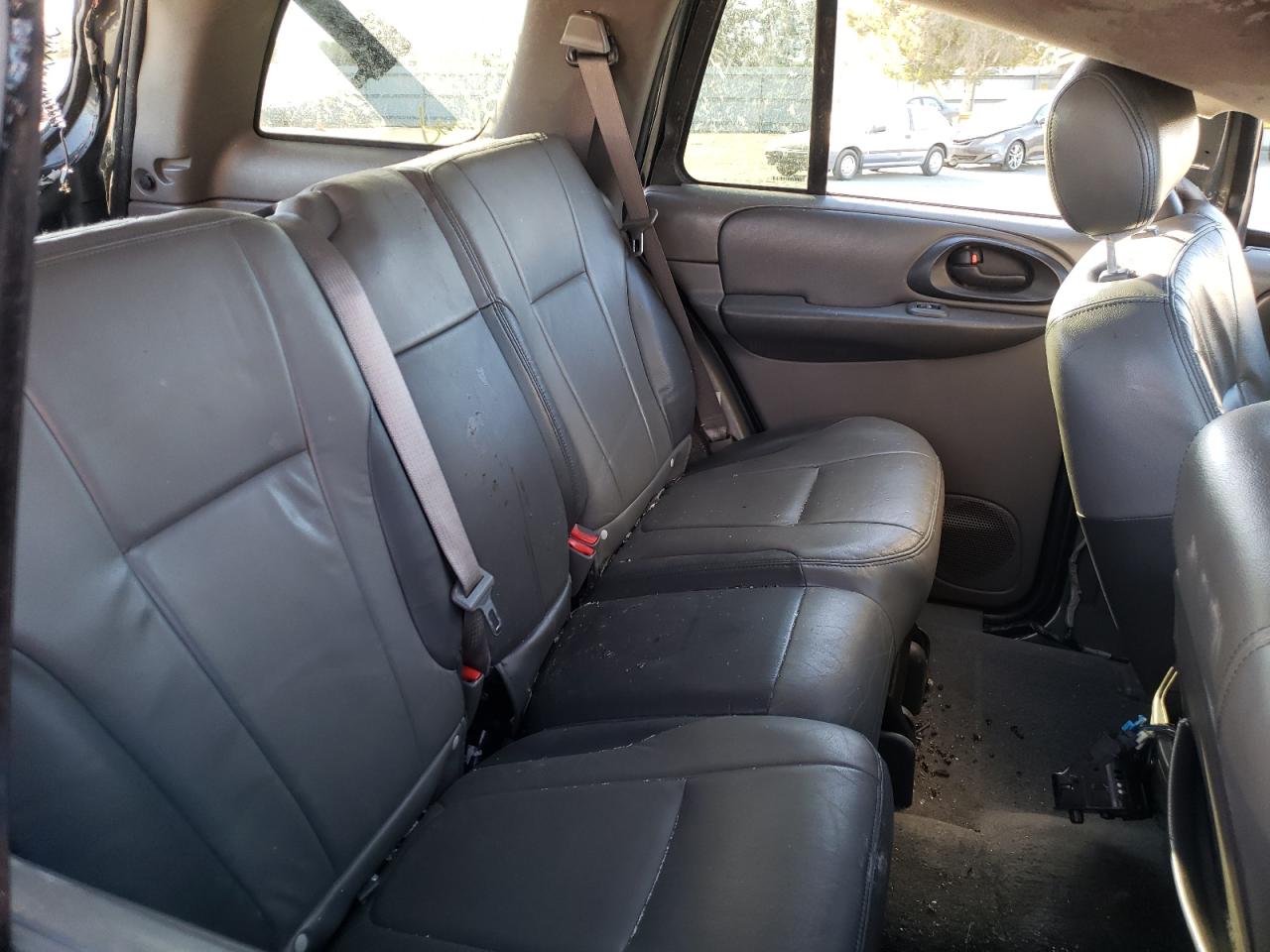 Photo 6 from auction – 2004 CHEVROLET TRAILBLAZE with VIN 1GNDT13S442272564