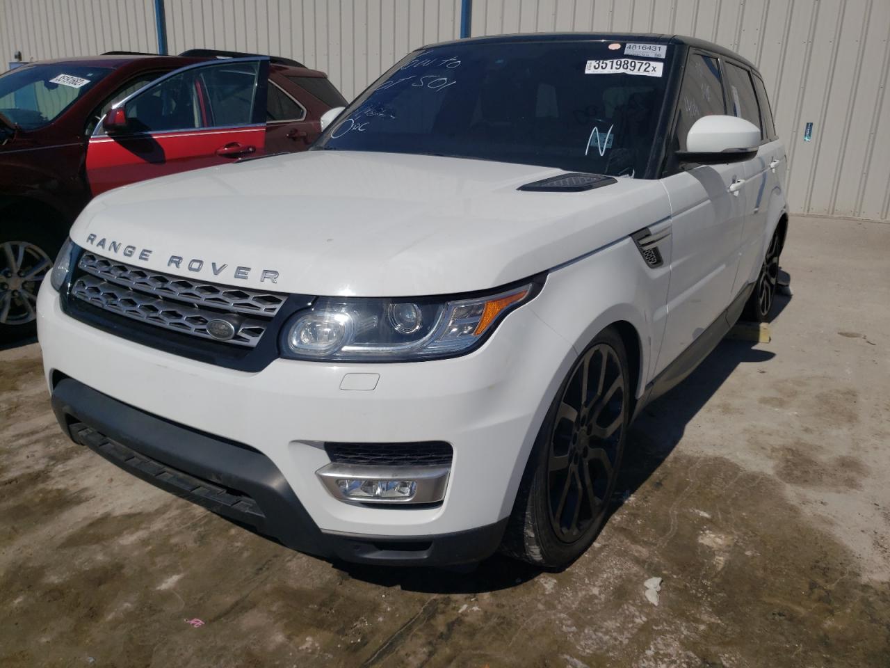 Photo 2 from auction – 2015 LAND ROVER RANGE ROVE with VIN SALWR2VF4FA507312
