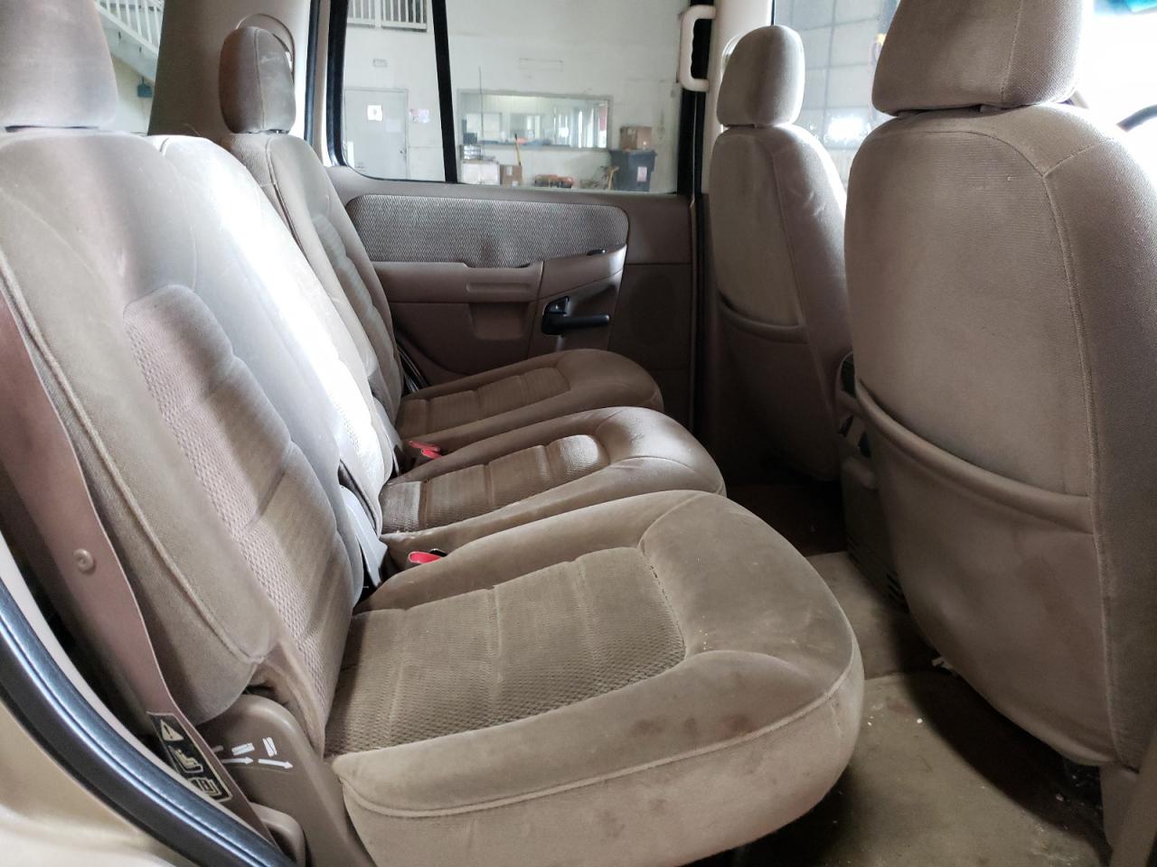 Photo 6 from auction – 2002 FORD EXPLORER X with VIN 1FMZU73E12ZC21631